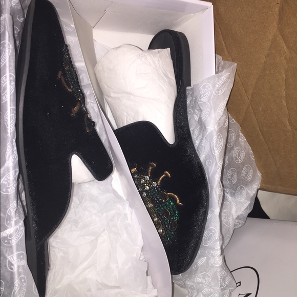 Super Cute! Steve Madden Hugh Embellished Mule - Picture 7 of 8